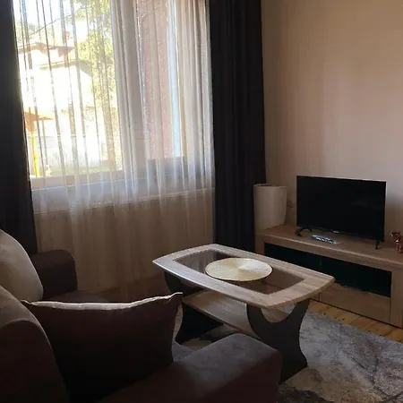 The Chestnut - кестените Appartamento Velingrad